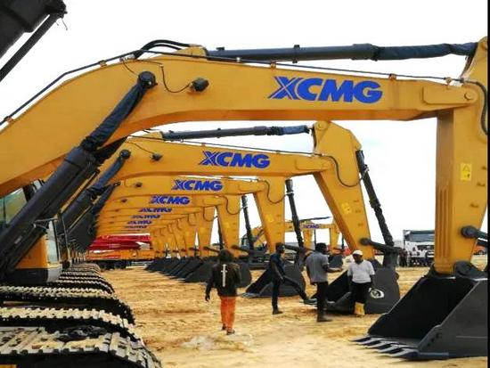 2021年1 6月我國工程機械進(jìn)出口貿(mào)易額為171.18億美元,同比增長47.9 ,工業(yè)車輛和挖掘機出口量占比最大